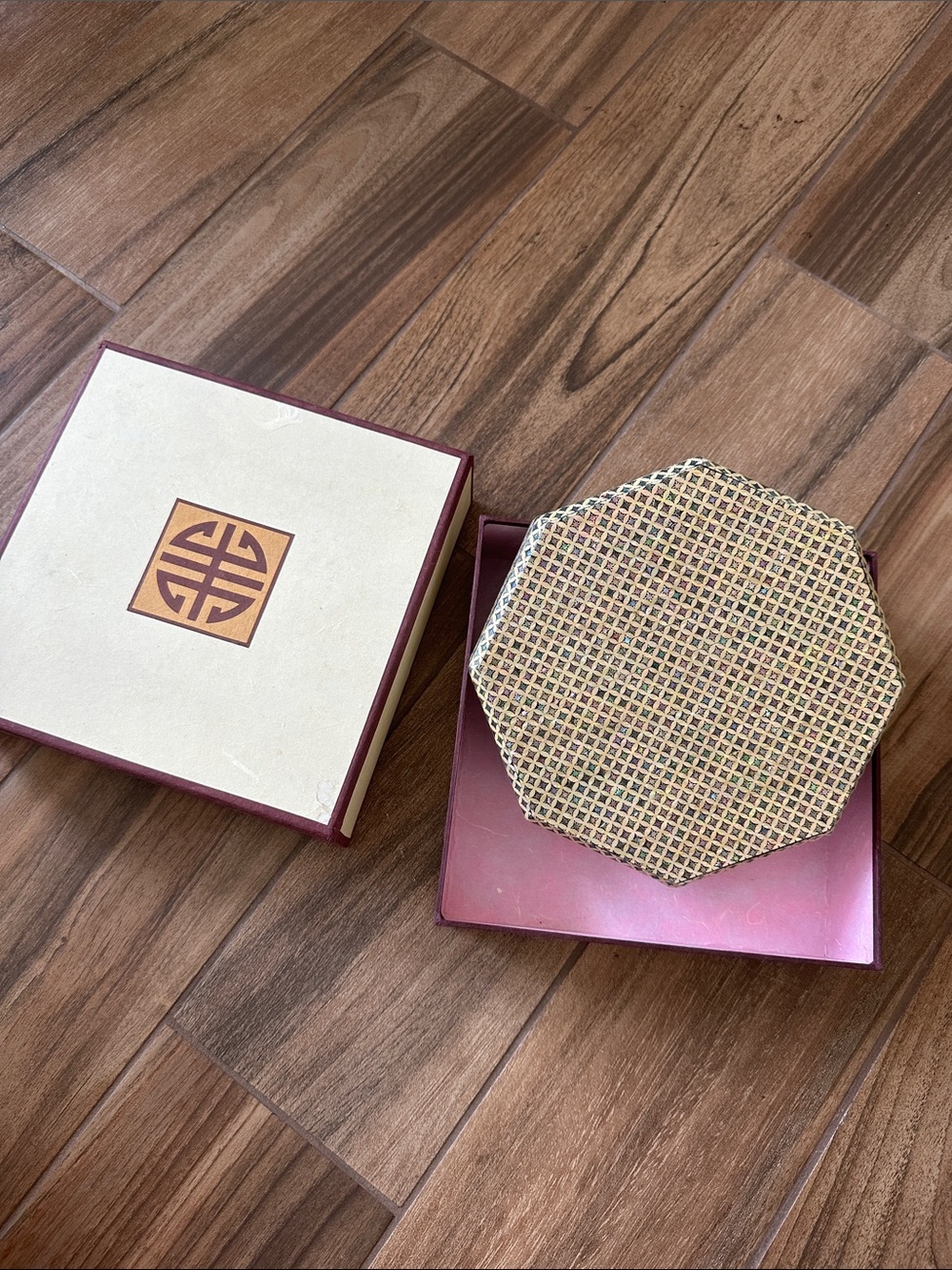 Woven Hexagonal Trinket Box with Decorative Lid - Cream and Burgundy